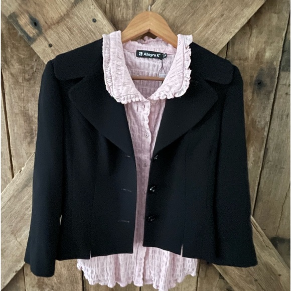 PINK BUTTON DOWN SHORT SLEEVE PETER PAN COLLAR SHIRT - Picture 5 of 5